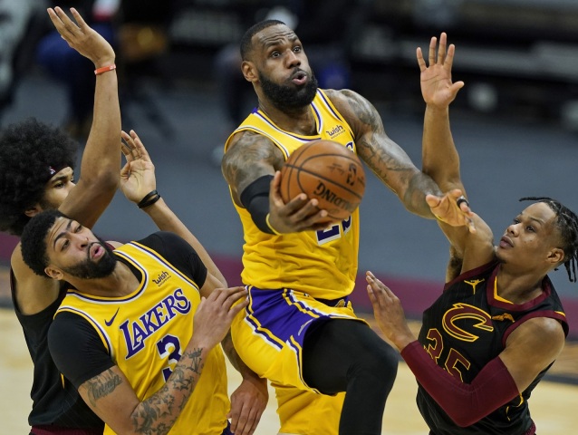 Los Angeles Lakers, LeBron James