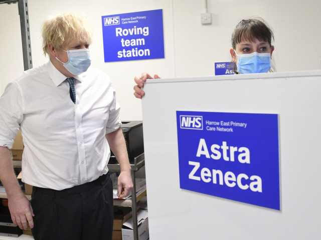 koronavírus, Boris Johnson, vakcína