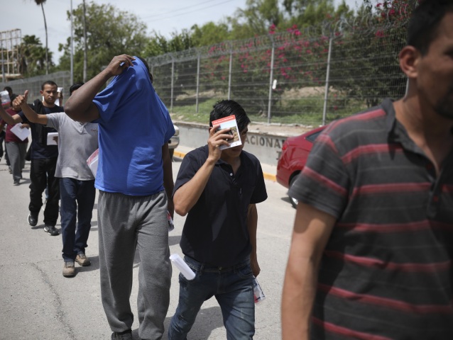 Migrant / Migranti / Nulová tolerancia /