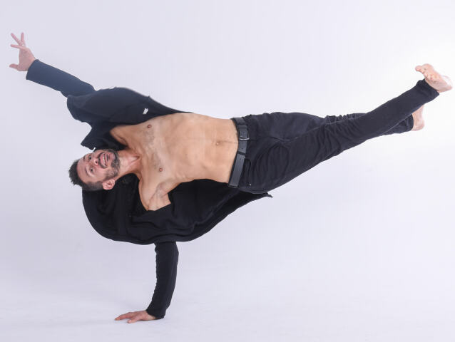 Tanečník a choreograf Ladislav Cmorej.
