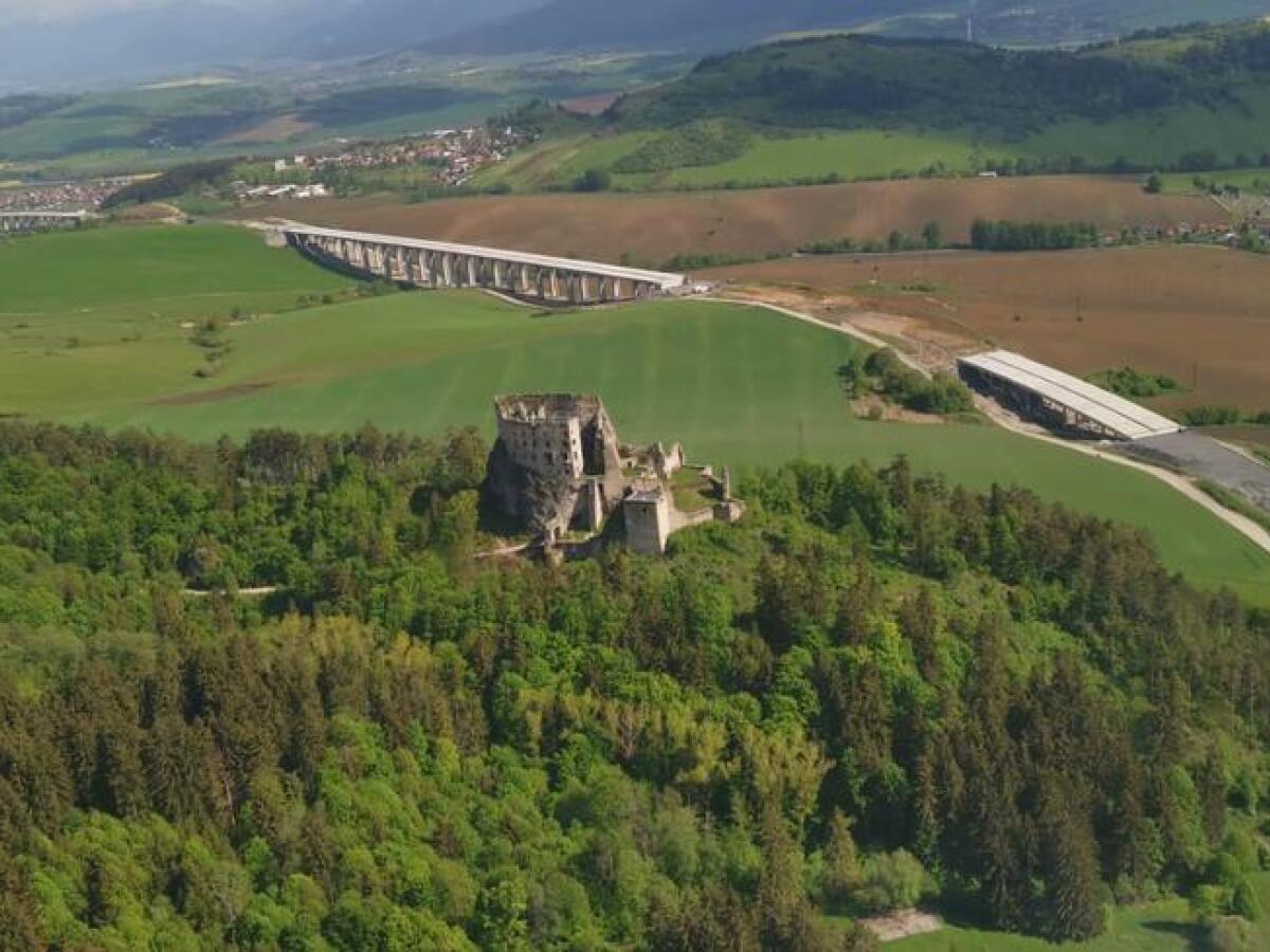 Hubová - Ivachnová 2020