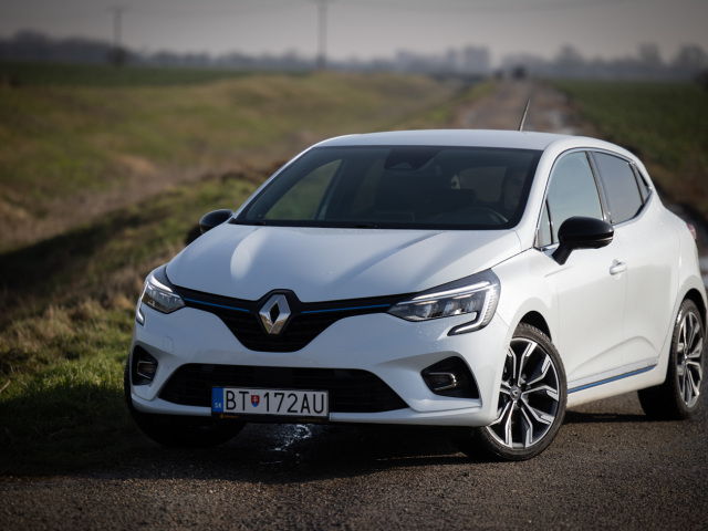 Renault Clio E-Tech 140 (2021)