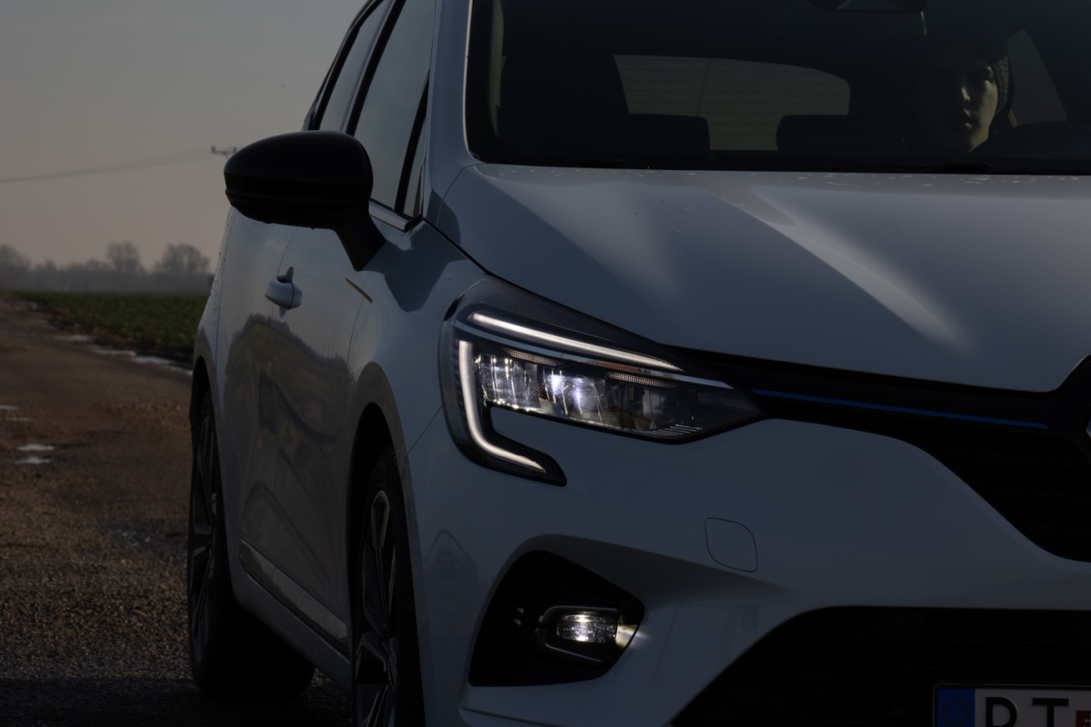Renault Clio E-Tech 140 (2021)