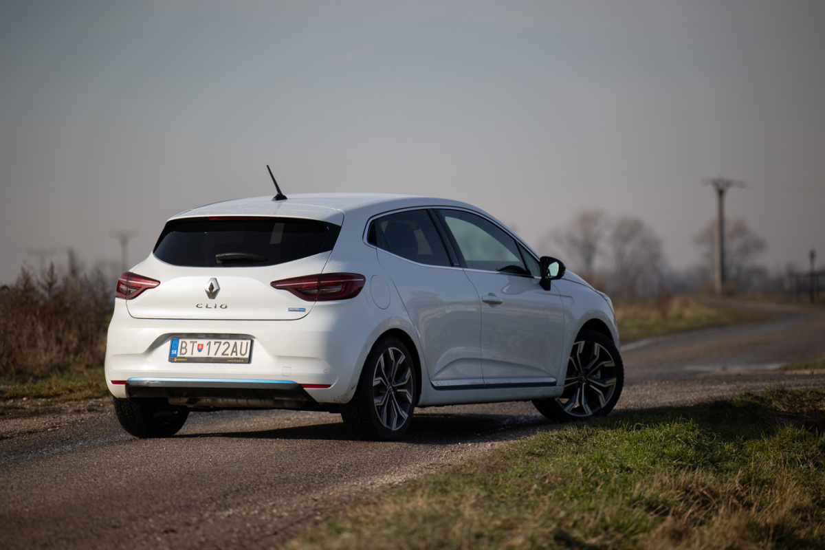 Renault Clio E-Tech 140 (2021)
