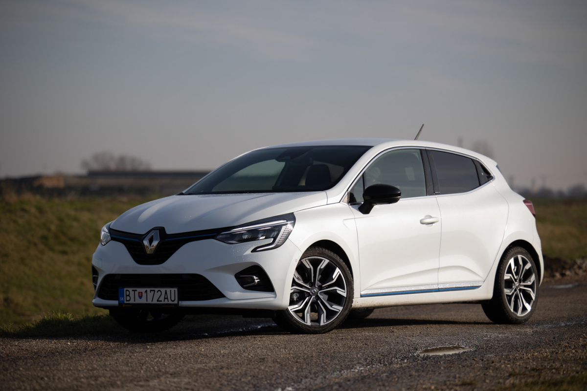 Renault Clio E-Tech 140 (2021)