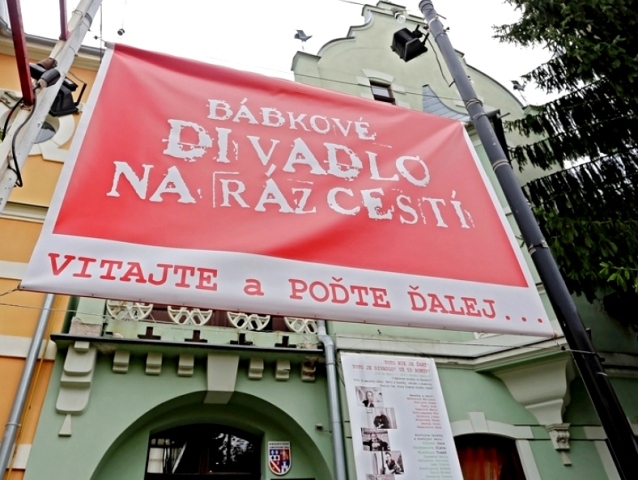 bdnr Bábkové divadlo na Rázcestí