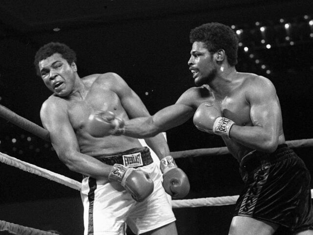 Leon Spinks, Muhammad Ali