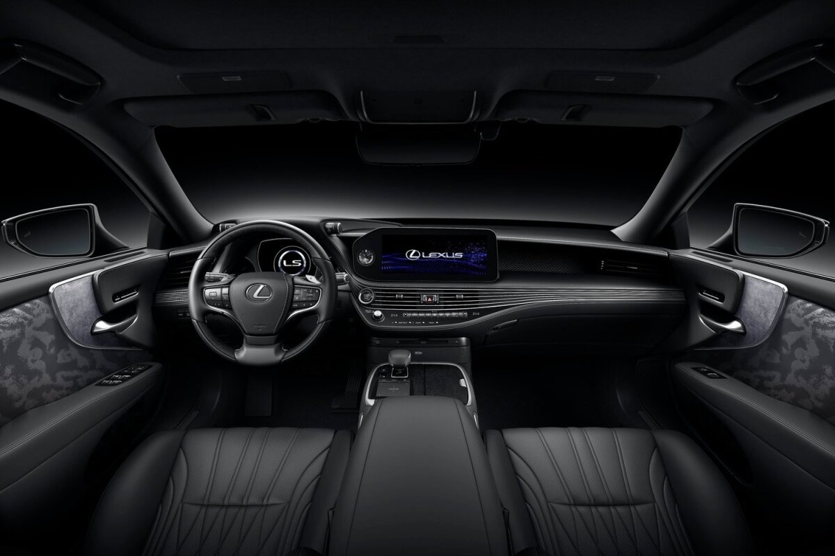 Lexus LS - 2021