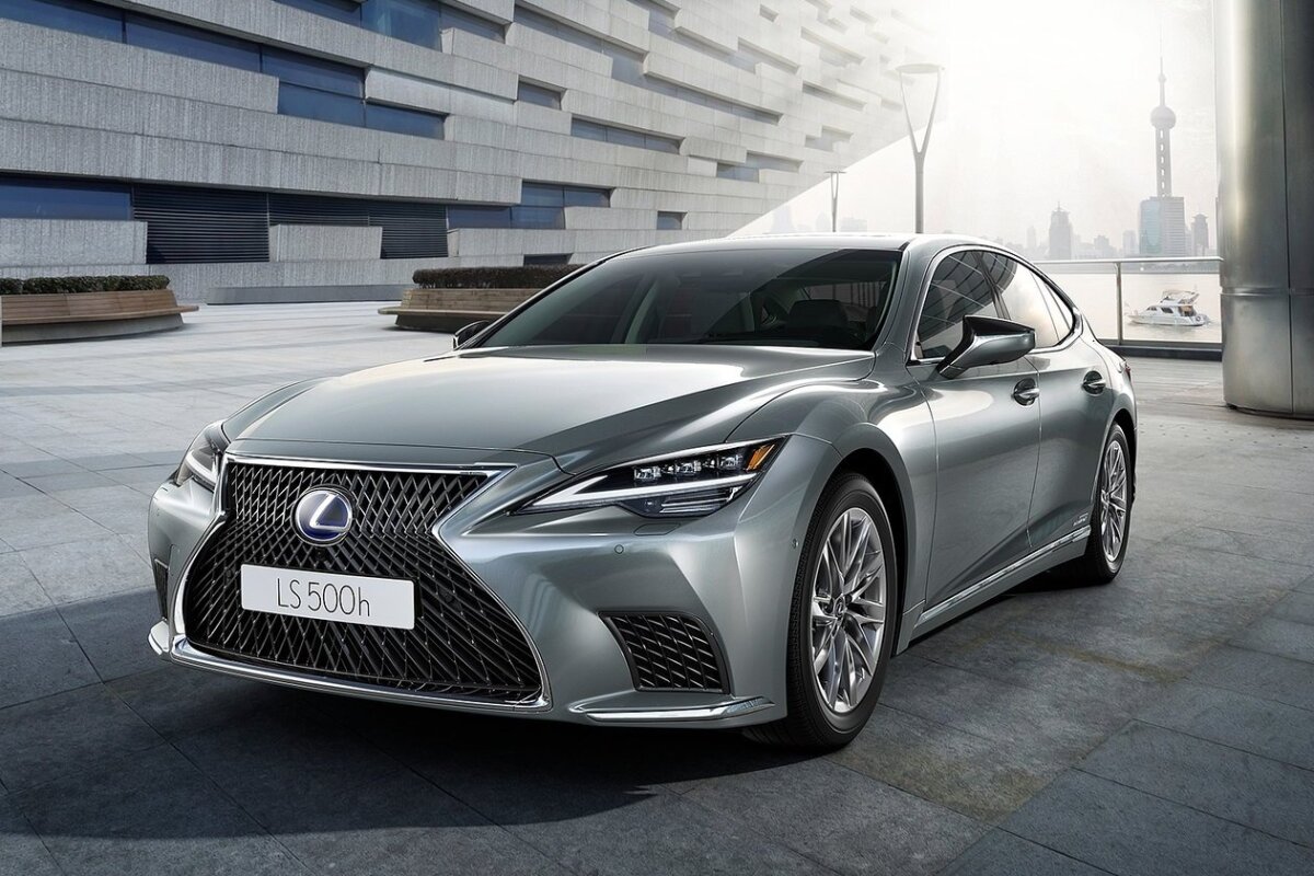 Lexus LS - 2021