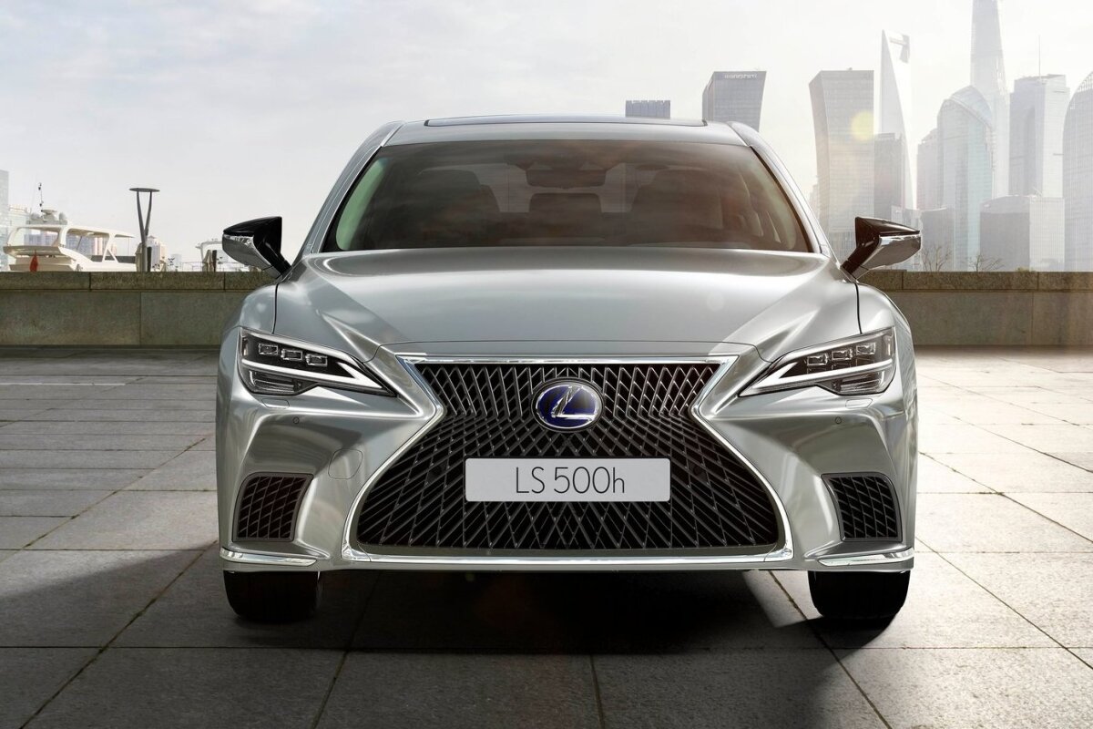 Lexus LS - 2021
