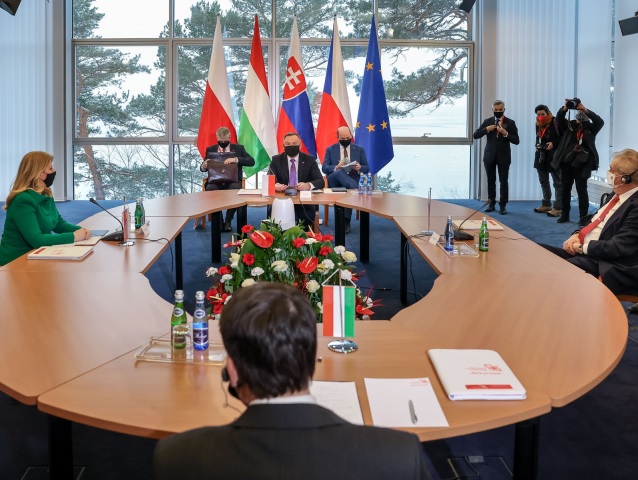 Zuzana Čaputová / Andrzej Duda / Miloš Zeman / János Áder / V4 /