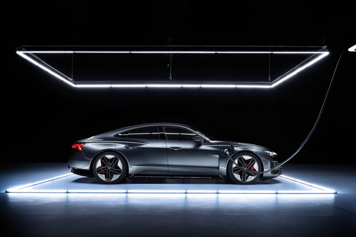 Audi RS e-tron GT - 2021