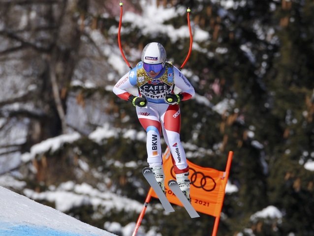 Corinne Suterová