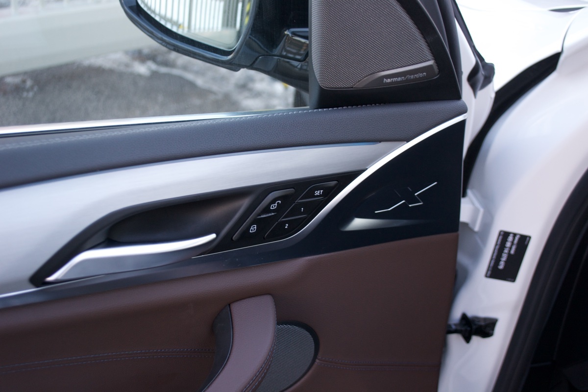 BMW iX3 Impressive (2021)