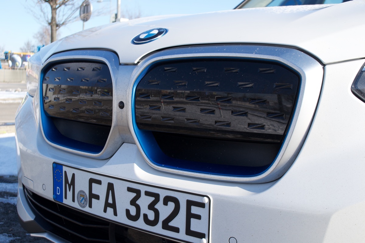 BMW iX3 Impressive (2021)