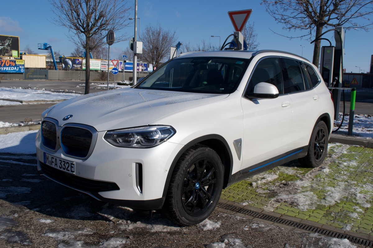 BMW iX3 Impressive (2021)