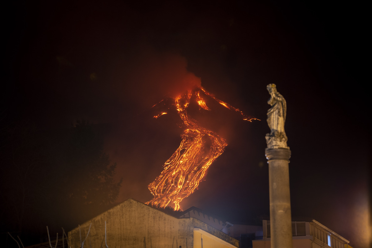 Taliansko Sicília sopka Etna erupcia