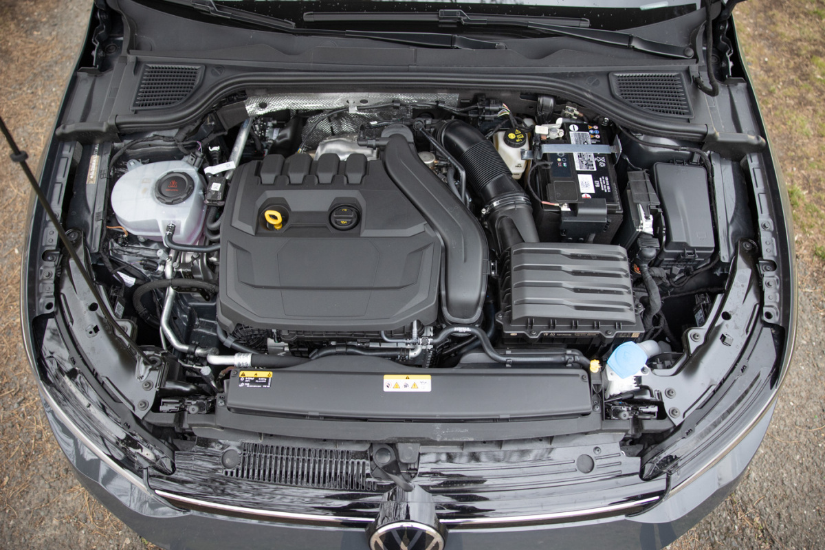 VW Golf Variant 1,5 eTSI (2021)