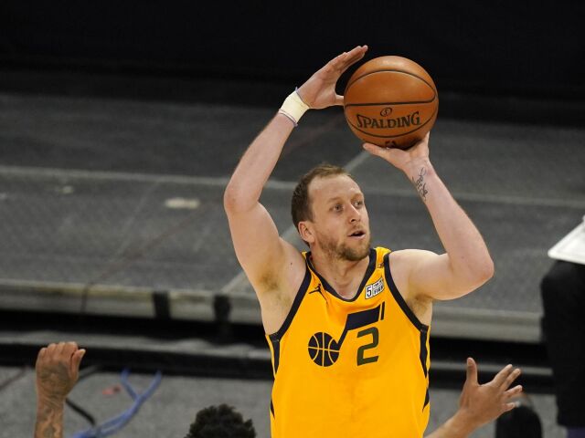 Joe Ingles, Charlotte