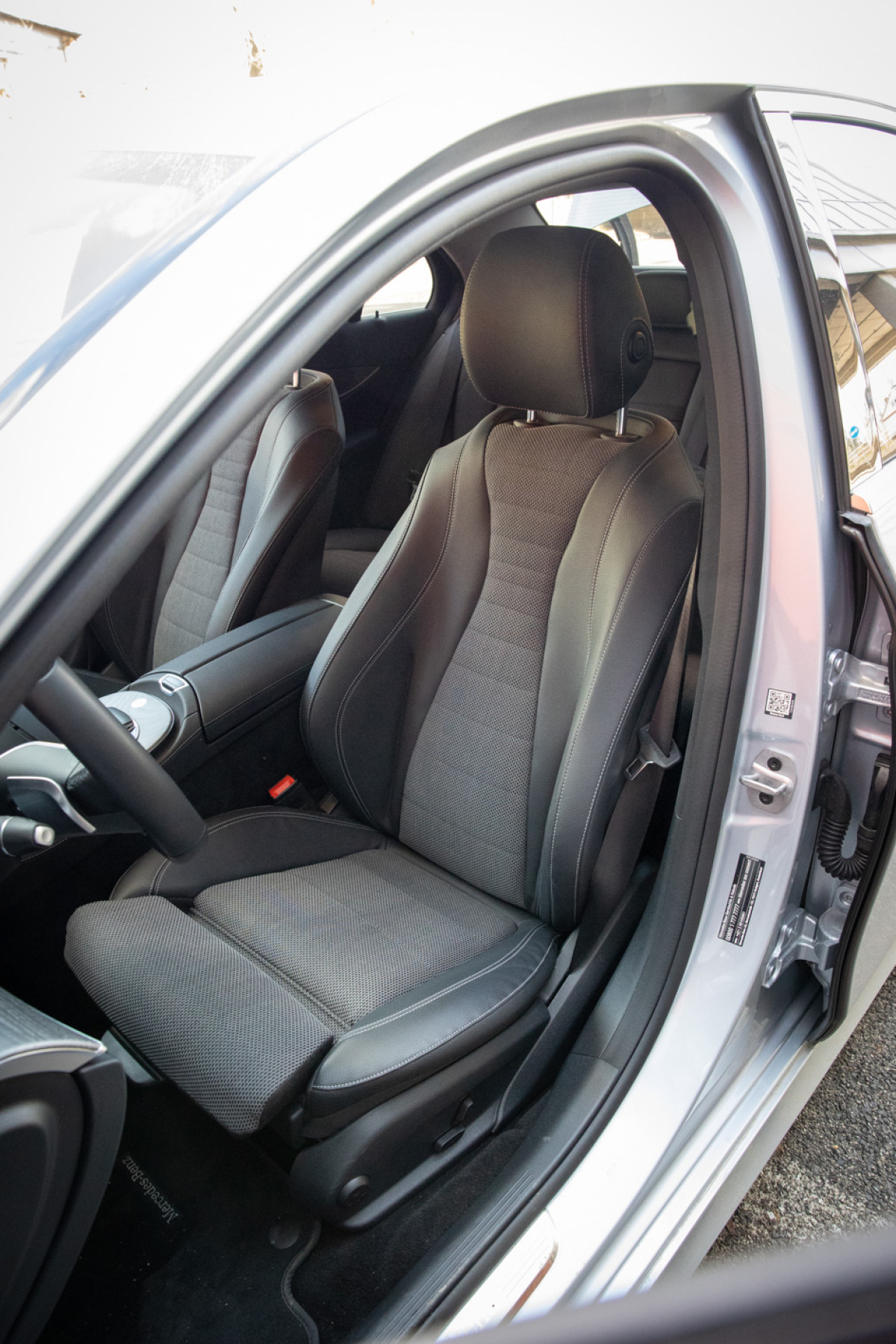 Mercedes E 220 d 4MATIC (2021)