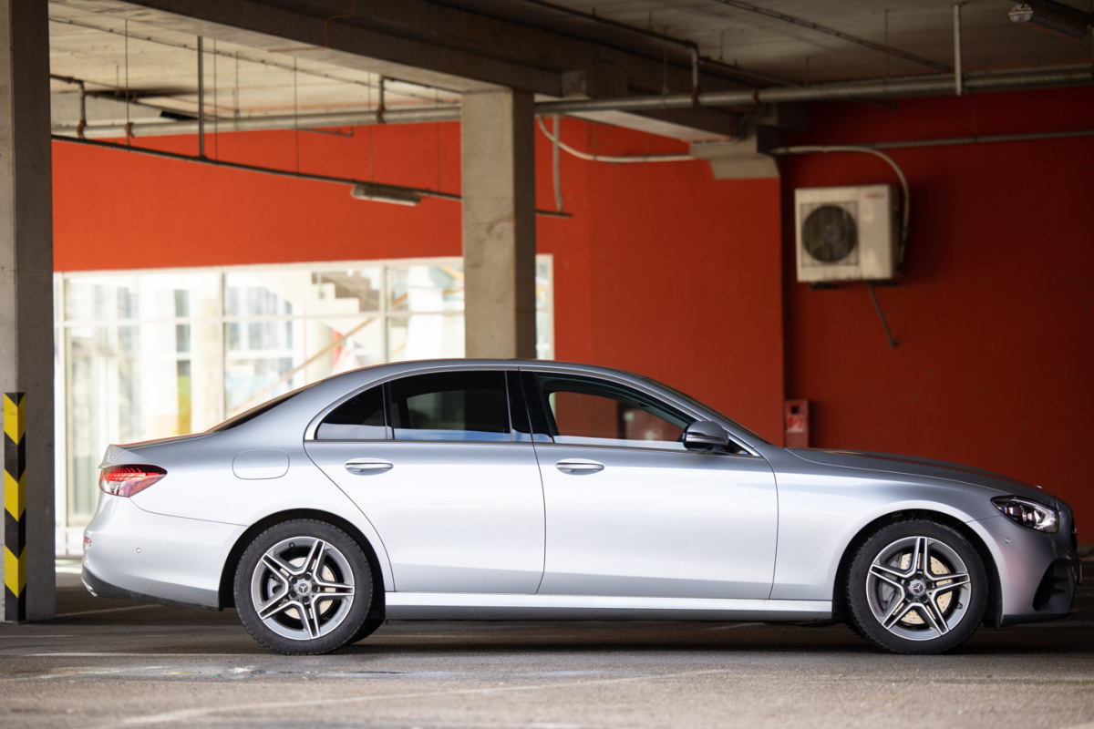 Mercedes E 220 d 4MATIC (2021)
