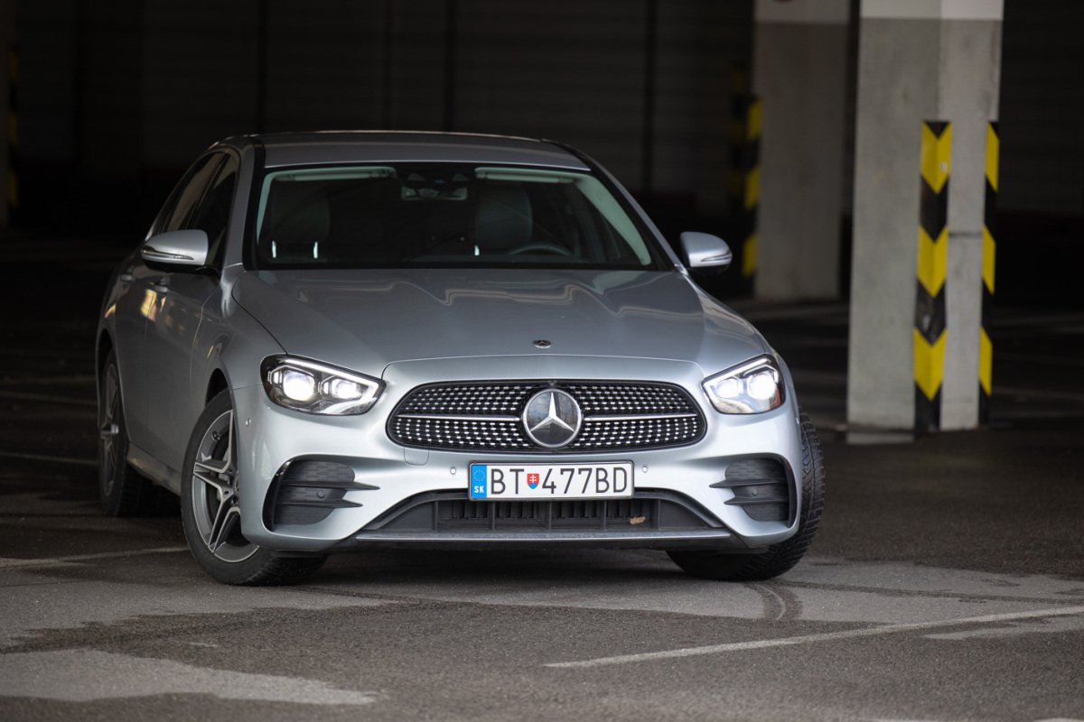 Mercedes E 220 d 4MATIC (2021)
