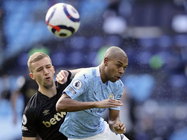 Fernandinho, Tomáš Souček
