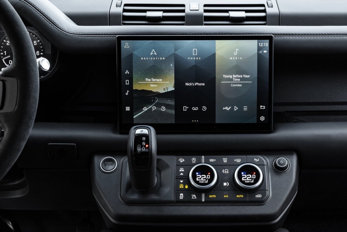 Land Rover Defender V8 - 2021