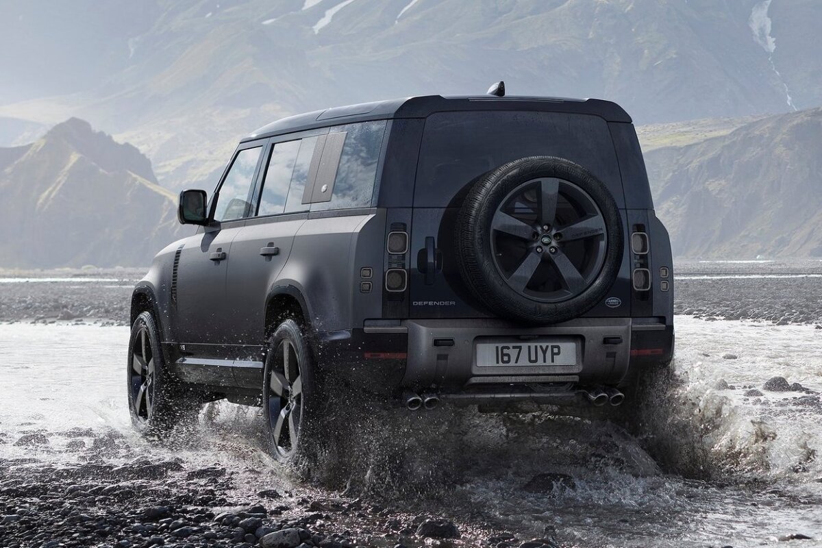Land Rover Defender V8 - 2021