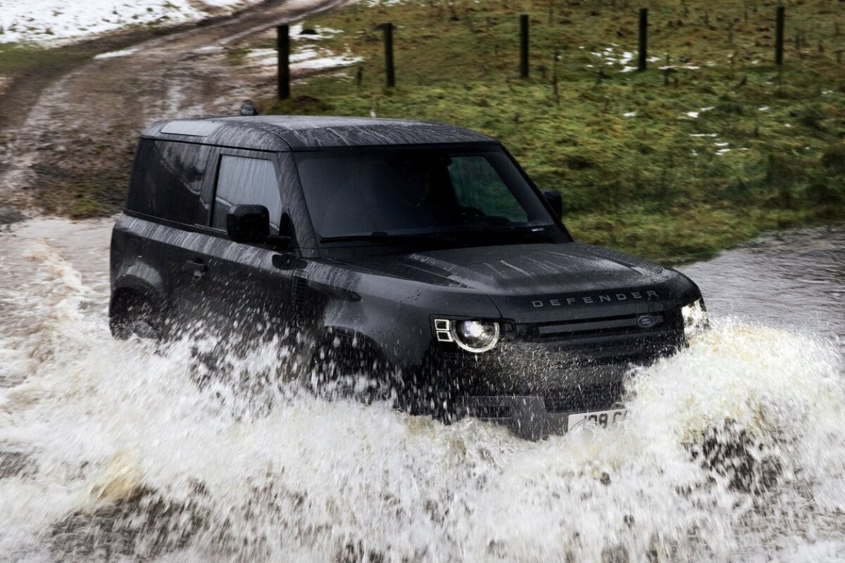 Land Rover Defender V8 90 - 2021