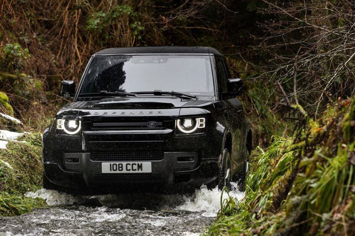 Land Rover Defender V8 90 - 2021