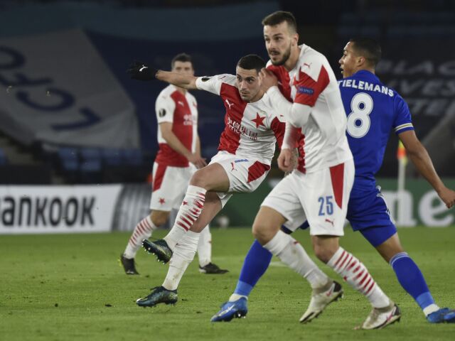 Jakub Hromada, Nicolae Stanciu