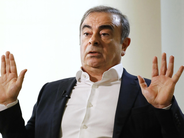 Japonsko Nissan Ghosn žaloba škody náhrada