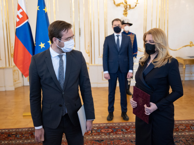 Marek Krajčí, demisia, Eduard Heger, Zuzana Čaputová