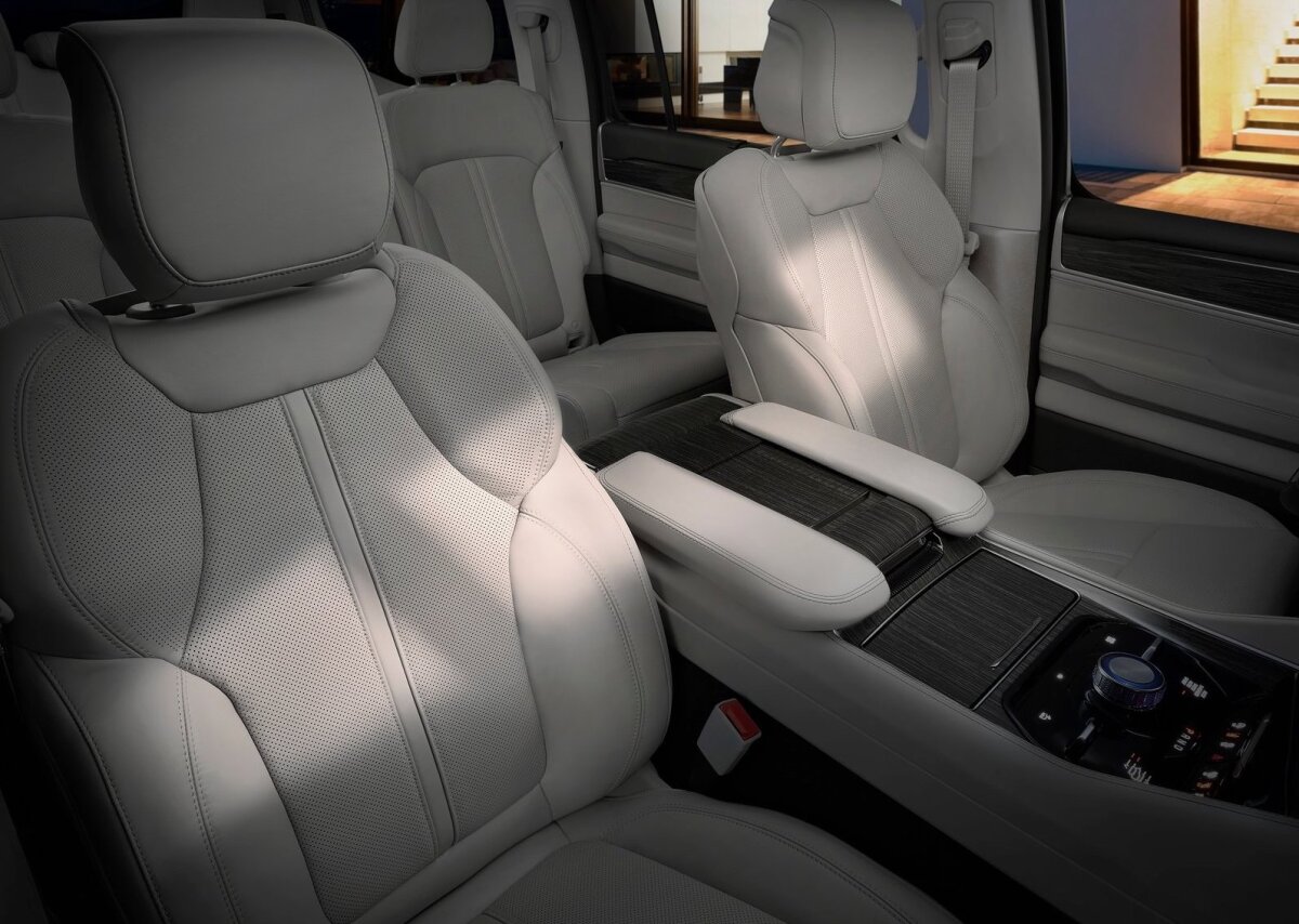 Nový Jeep Wagoneer (2021)