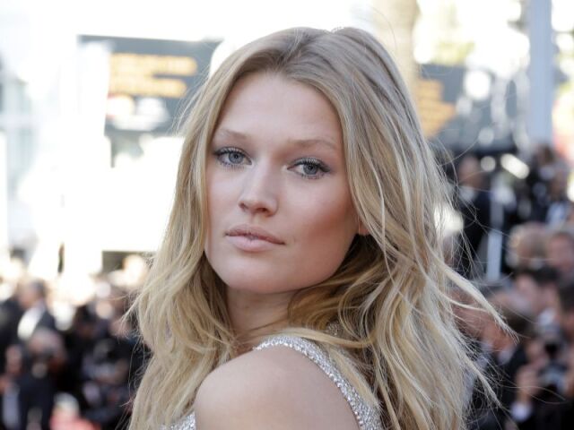 Toni Garrn.
