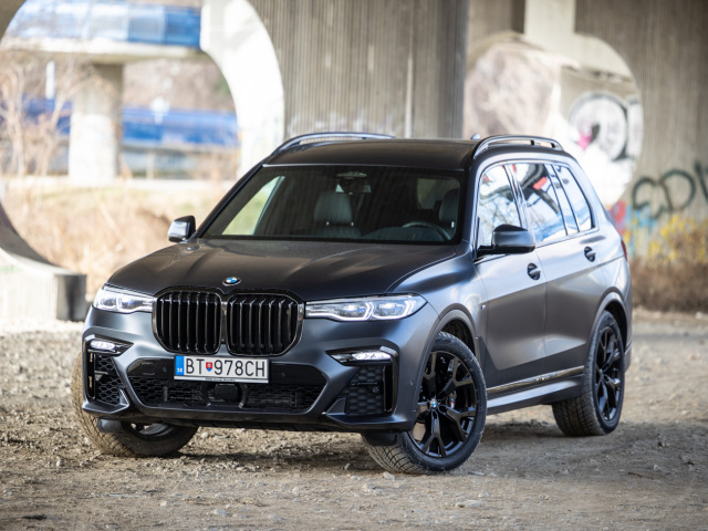 BMW X7 40d xDrive Dark Shadow (2021)