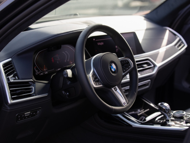 BMW X7 40d xDrive Dark Shadow (2021)