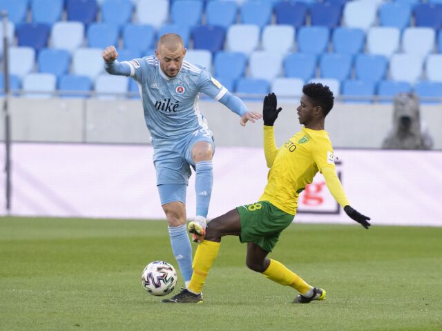 Vladimír Weiss, Benson Anang