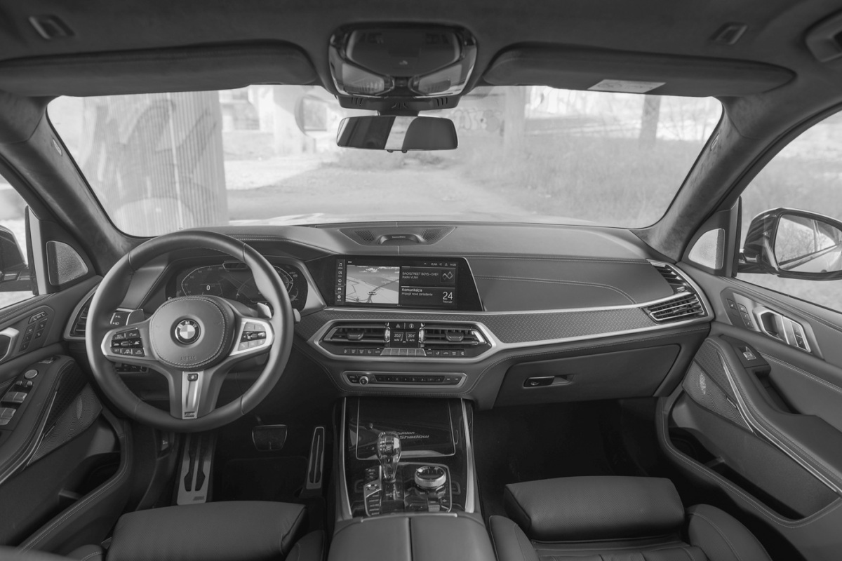 BMW X7 40d xDrive Dark Shadow (2021)