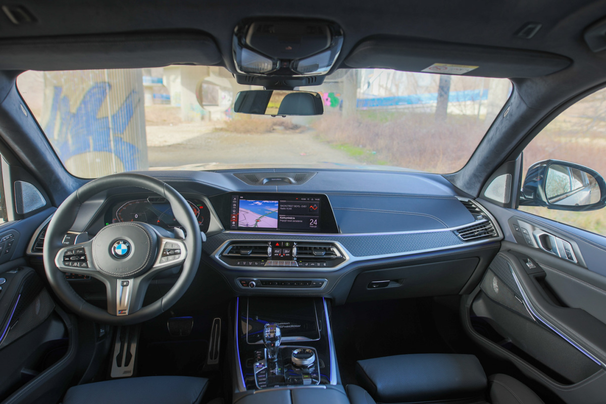 BMW X7 40d xDrive Dark Shadow (2021)