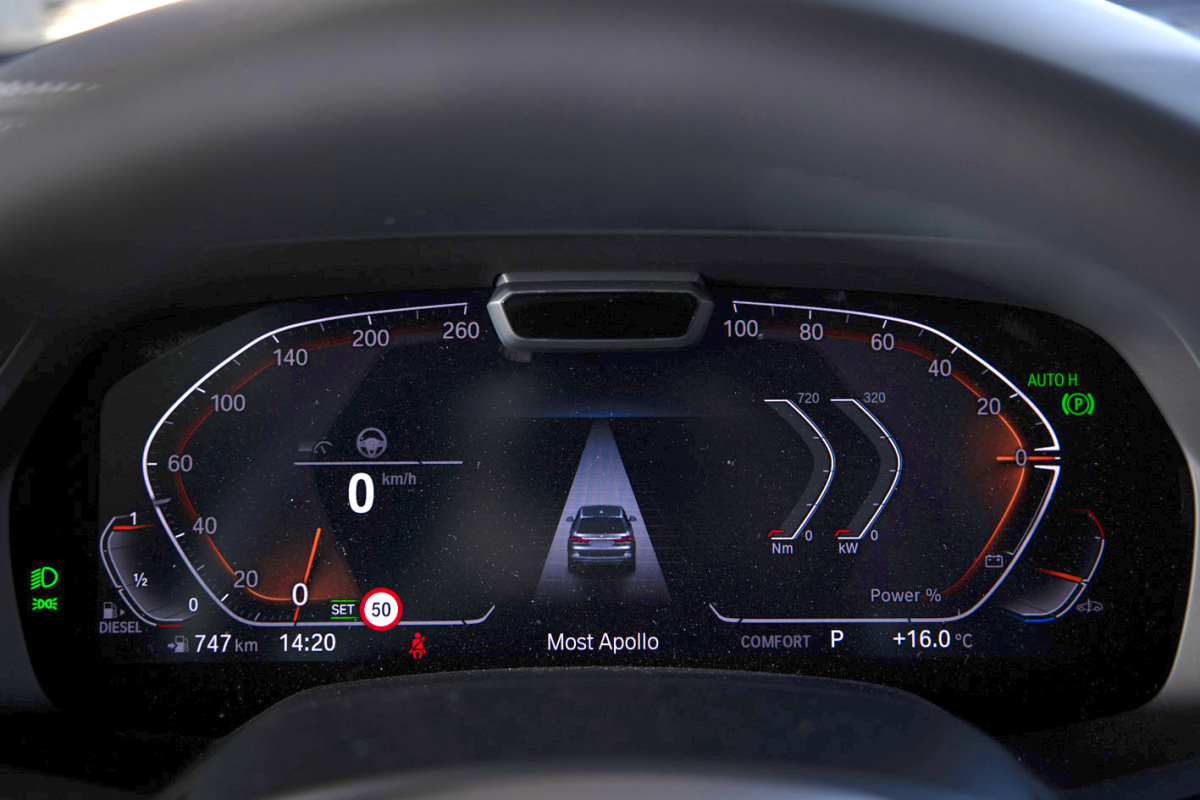BMW X7 40d xDrive Dark Shadow (2021)