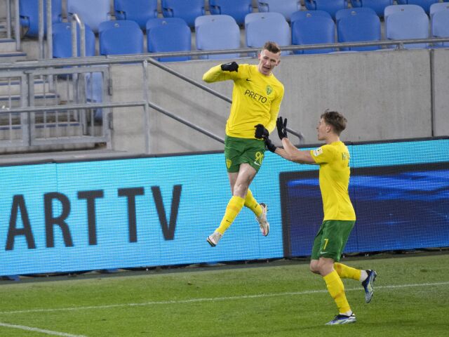 Dawid Kurminowski, Patrik Myslovič