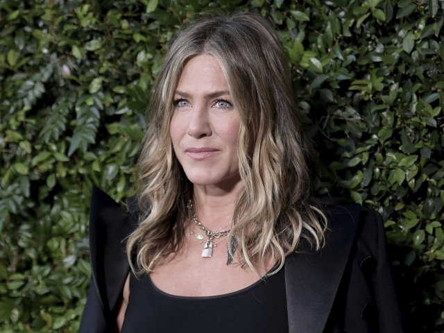 Chanel and NRDC Host Dinner to Celebrate Our Majestic Oceans