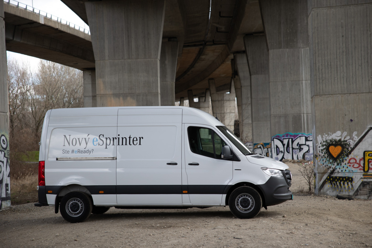 Mercedes eSprinter (2021)