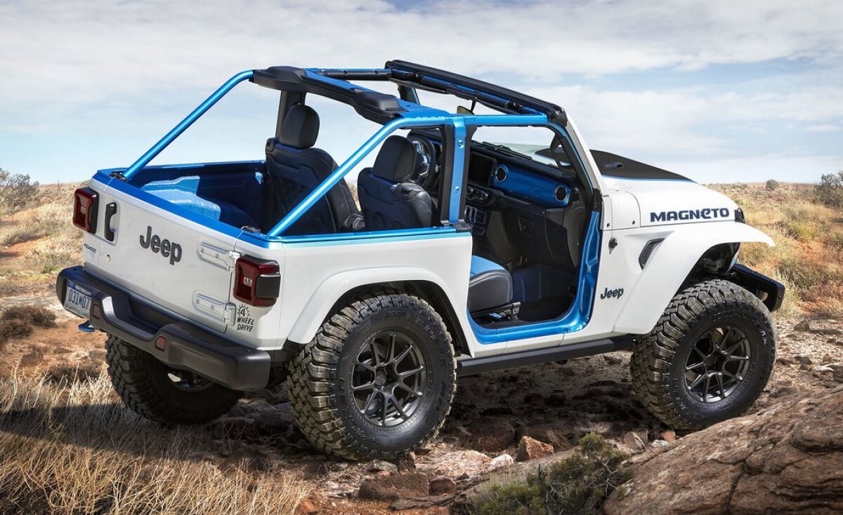 Jeep Wrangler Magneto Concept - 2021
