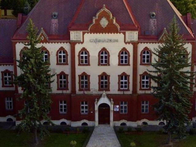 gymnazium srobarova