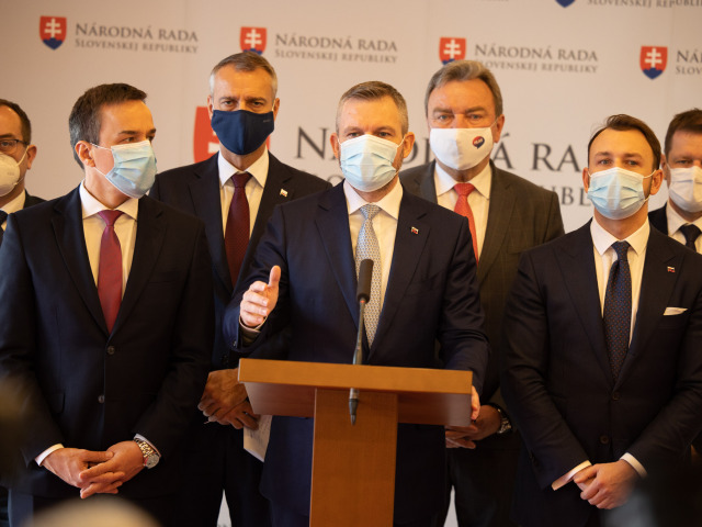 TB Hlas referendum