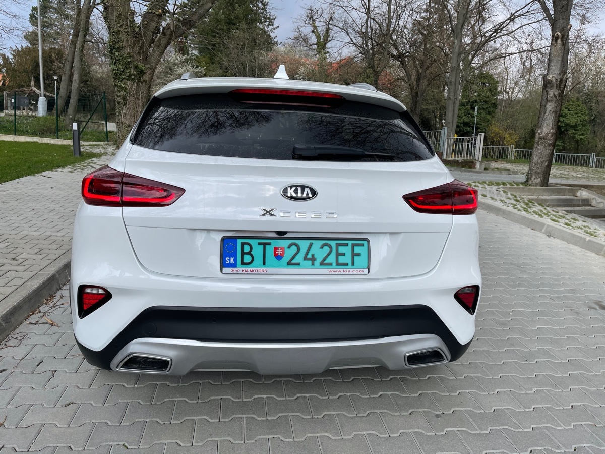 Kia XCeed plug-in hybrid (2021)
