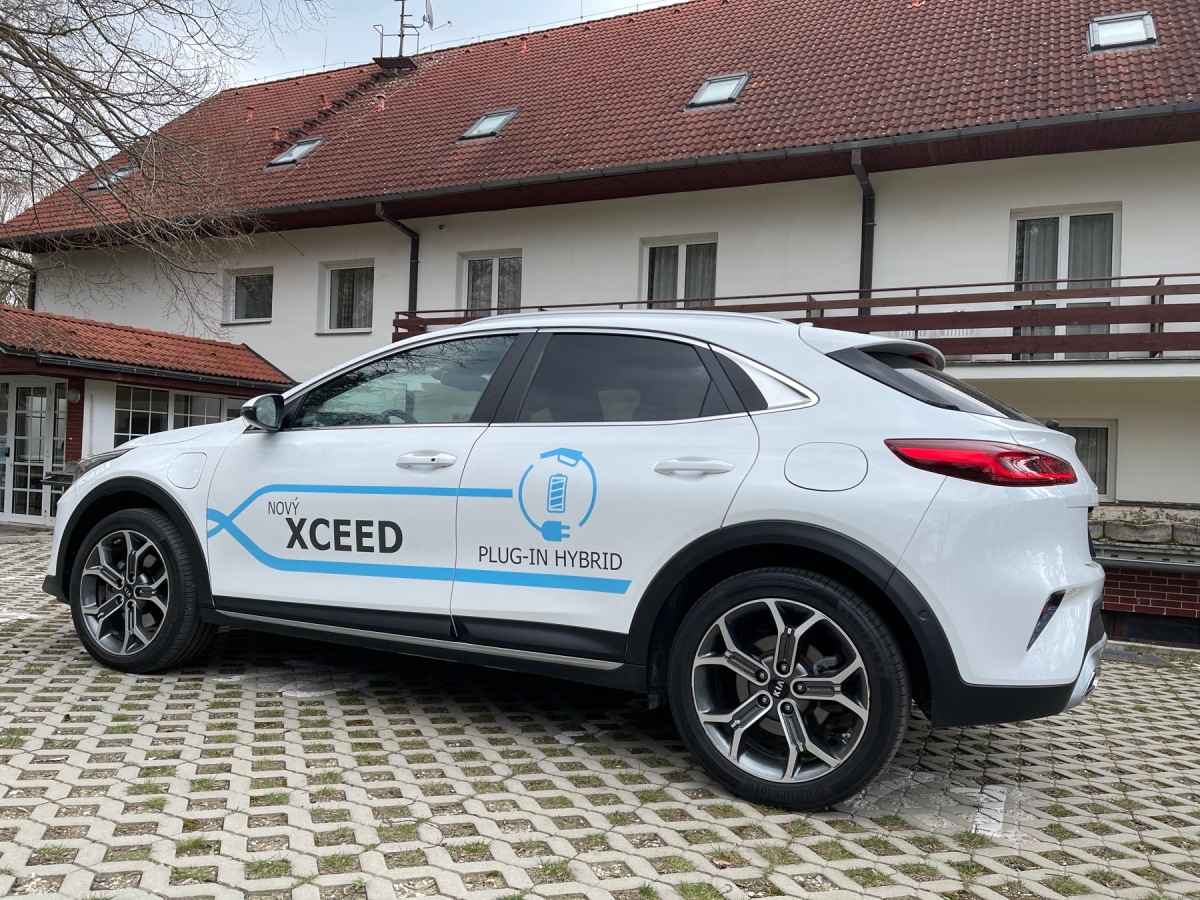 Kia XCeed plug-in hybrid (2021)